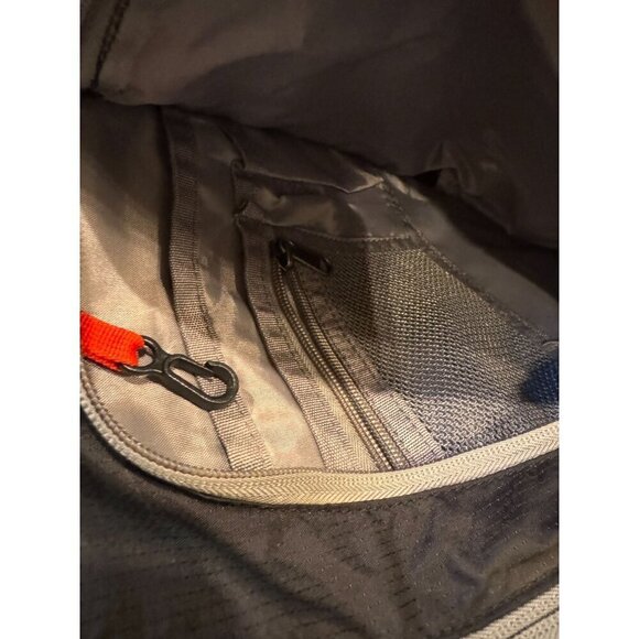 Waterfly Black Sling Backpack Travel Hiking Chest Bag Daypack - Picture 12 of 12